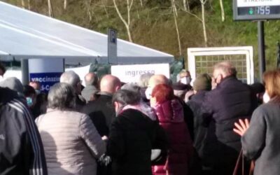 Dopo il “facite ammuina” forse meglio “Torna a Surriento”